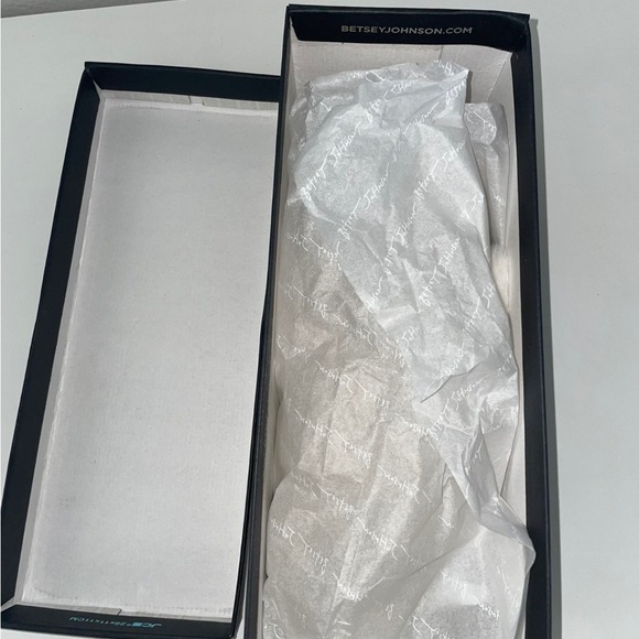 Betsey Johnson bedazzled Bridal Slides - Picture 10 of 13